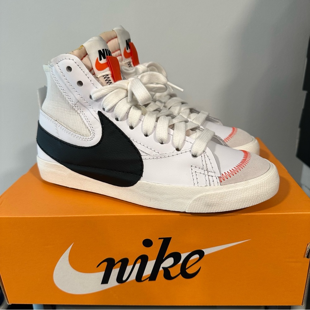 Nike Blazer Mid 77 Jumbo Men’s Size 9 White Black DD3111-100